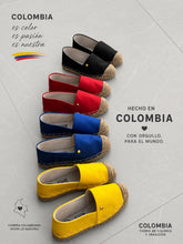 Cargar imagen en el visor de la galería, ESPADRILLA HOMENAJE DE LA MUJER A LA SELLECION COLOMBIA
