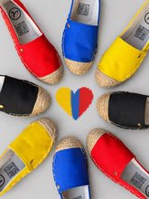 Cargar imagen en el visor de la galería, ESPADRILLA HOMENAJE DE LA MUJER A LA SELLECION COLOMBIA
