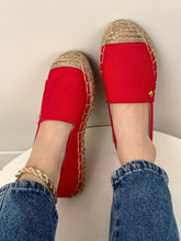 Cargar imagen en el visor de la galería, ESPADRILLA HOMENAJE DE LA MUJER A LA SELLECION COLOMBIA
