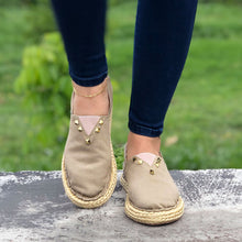 Cargar imagen en el visor de la galería, ESPADRILA MUJER 301 CAMEL
