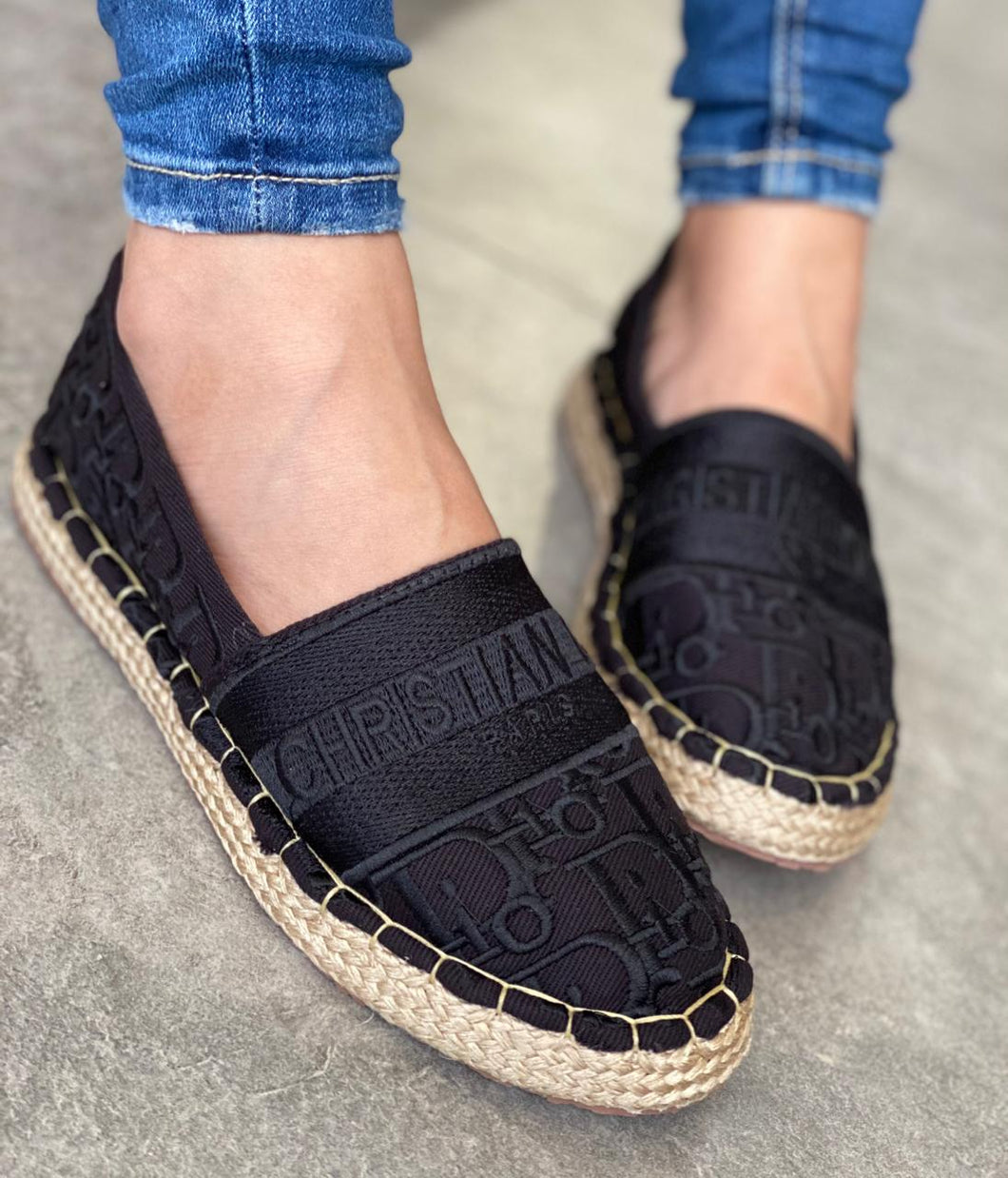 ESPADRILA MUJER D1OR S02 NEGRO CERRADA